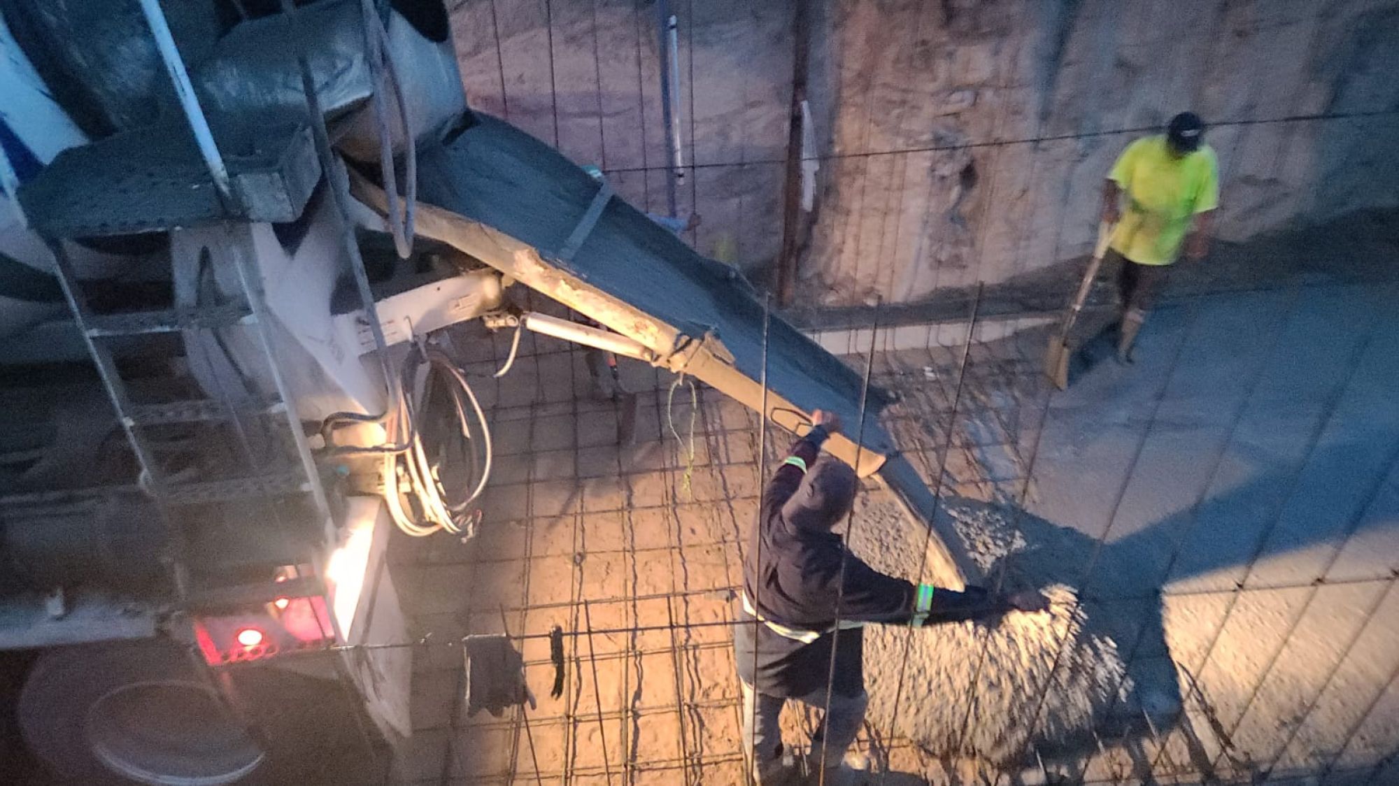 ARRIBO DE CONCRETO EN OBRA