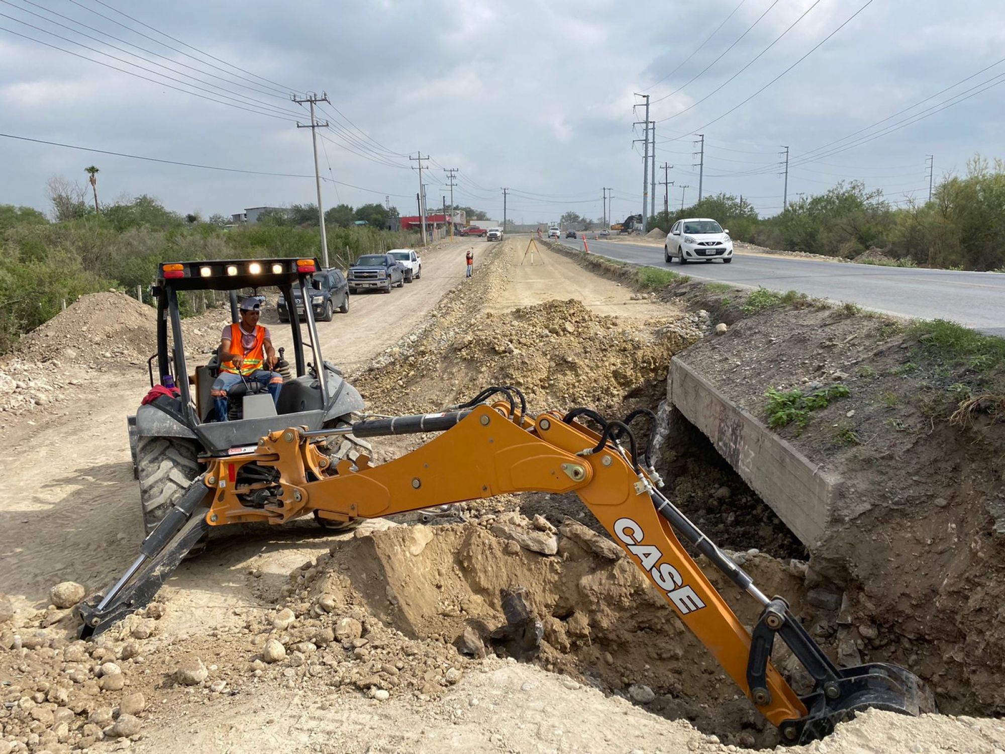 CARGA Y ACARREO DE ESCOMBRO